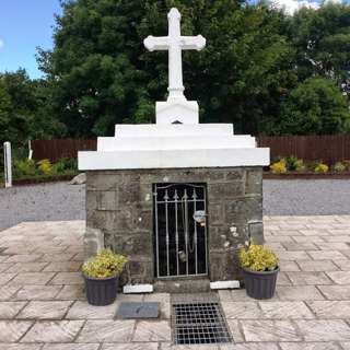 Learning about St Molua of Ardagh with Mary Kury - 2 August 2015 (S05E36b)(SS102fm podcast excerpt)