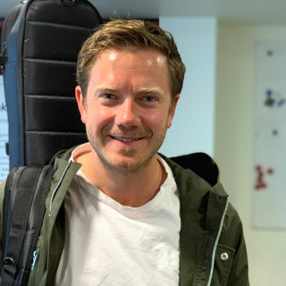 Episode 73 - Gitar-Sjur om Sondre Justads fotballinteresse, TIL-låter og karrierestart på do
