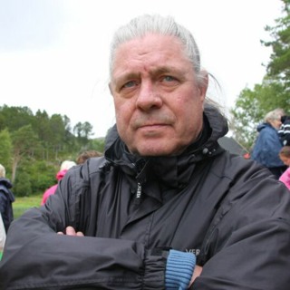 Folk & Skjitprat - Bjørn Sigurd Larsen