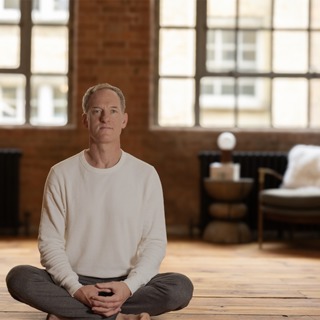 How to foster real connection in an online yoga teacher training