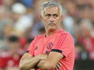 1: Season Preview: Miserable Mourinho, Pogba's uncertain future and why the Glazers are to blame