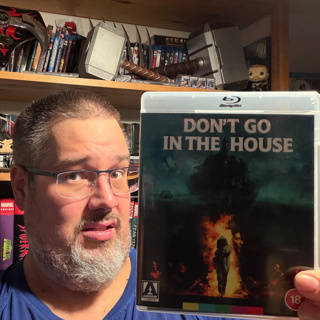 Kulttikamaa osa 3: Don't Go in the House (1980) arvostelu