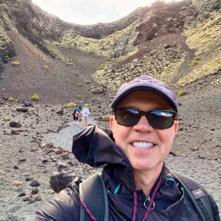 #028: How To Stay Social When Travelling Alone, the Canary Islands, Best Caribbean Islands, Bad Plan Behaviour