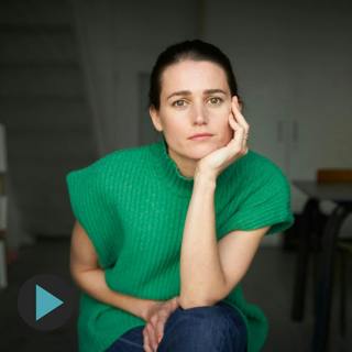 Journalist Annabelle Hirsch - A History of Women in 101 Objects